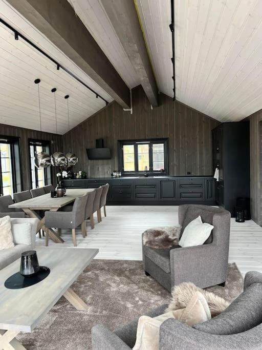 Ny Eksklusiv Hytte I Vradal Med Perfekt Beliggenhet- Alpin Og Ski Exterior photo